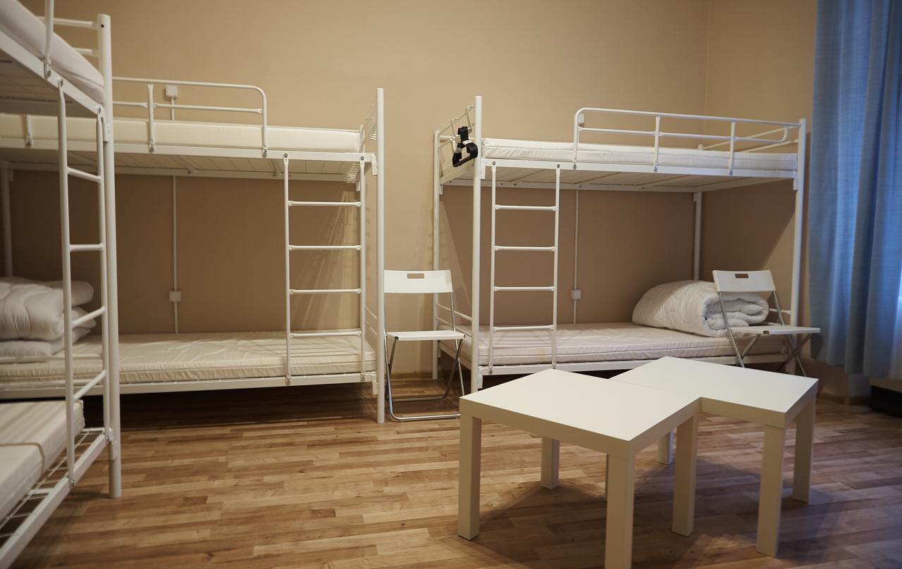 Hostel Hostel Motion *
